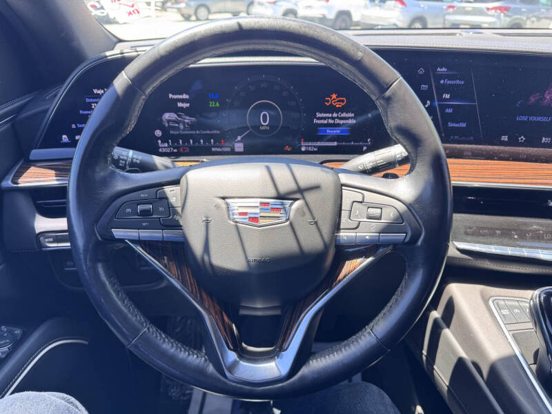 2022 Cadillac Escalade ESV Premium Luxury