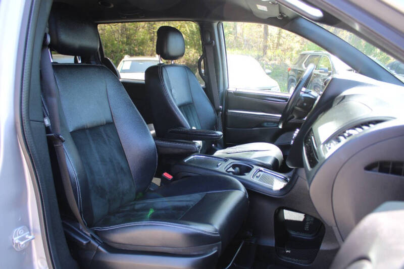 2017 Dodge Grand Caravan SXT