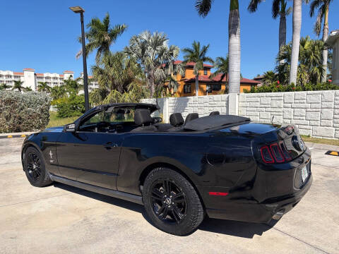 2014 Ford Mustang V6