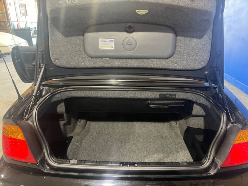 2004 BMW 3 Series 325Ci