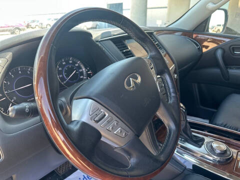 2019 Infiniti QX80 Luxe