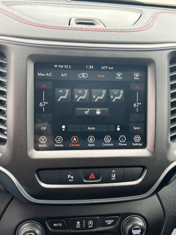 2021 Jeep Cherokee Trailhawk