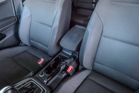 2016 Volkswagen Golf TSI S