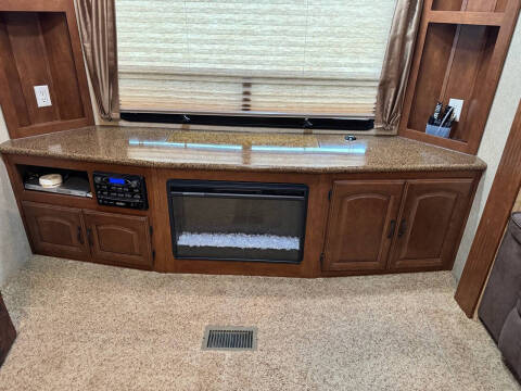 2012 Forest River V-Cross
