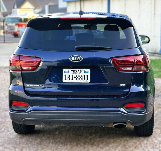 2019 Kia Sorento LX