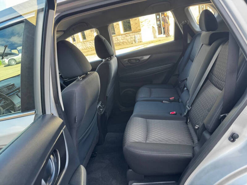 2020 Nissan Rogue S