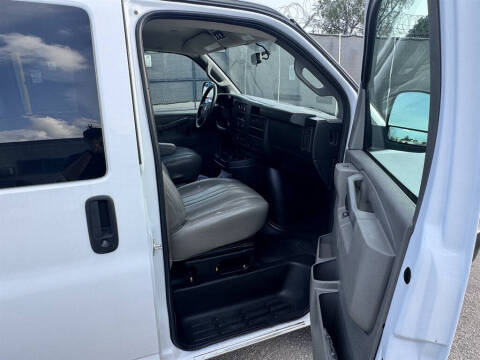 2018 Chevrolet Express LS 3500