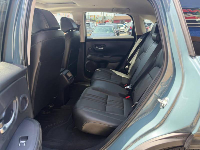 2025 Honda HR-V EX-L