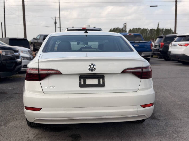 2021 Volkswagen Jetta R-Line