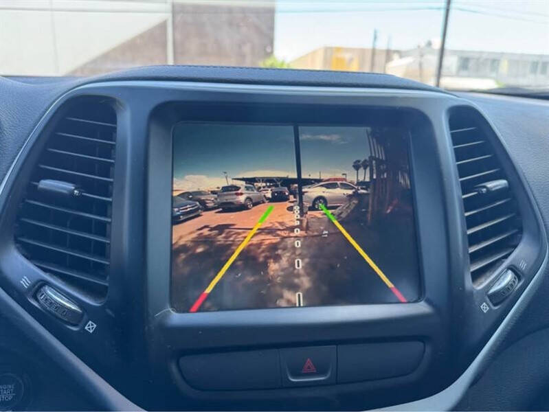 2018 Jeep Cherokee Latitude Plus