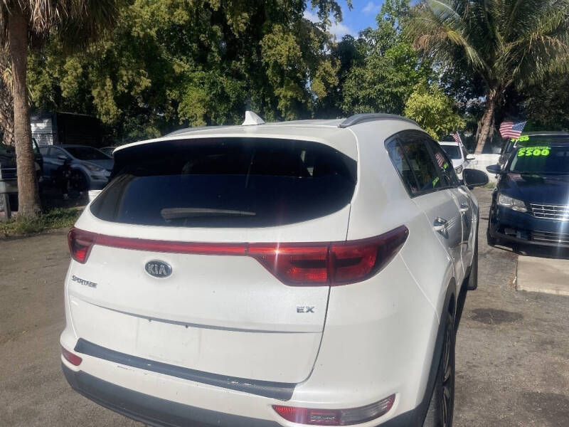 2017 Kia Sportage EX