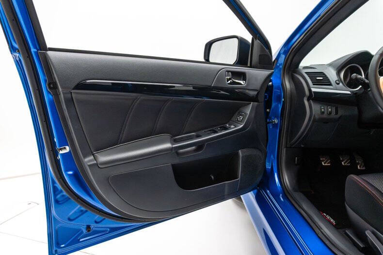 2015 Mitsubishi Lancer ES