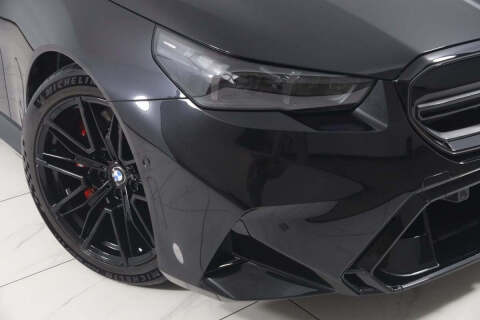 2025 BMW M5