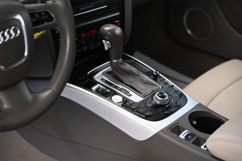 2011 Audi A5 2.0T quattro Prestige