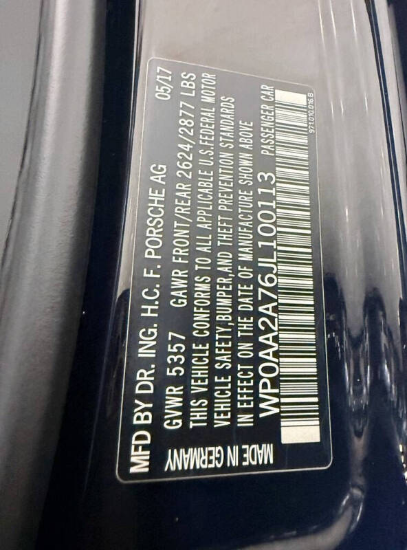 2018 Porsche Panamera 4