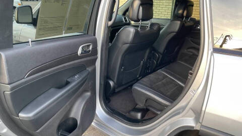 2017 Jeep Grand Cherokee Laredo