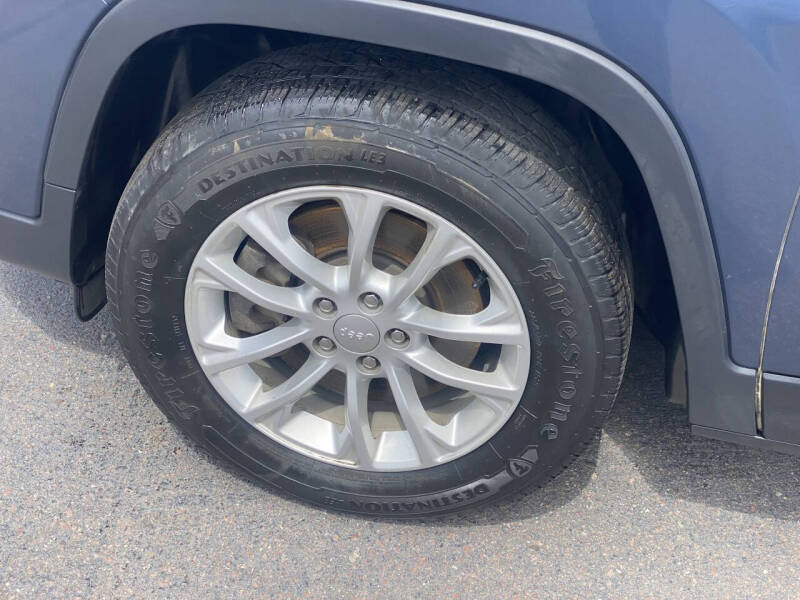 2019 Jeep Cherokee Latitude