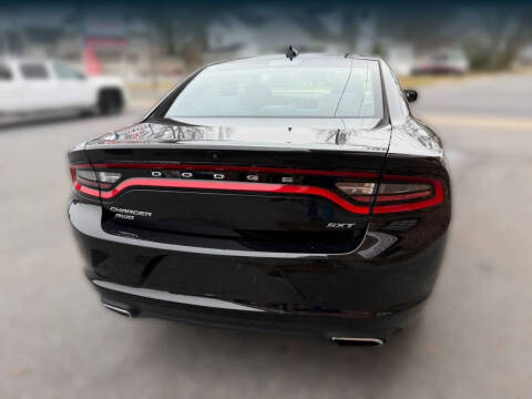 2017 Dodge Charger SXT