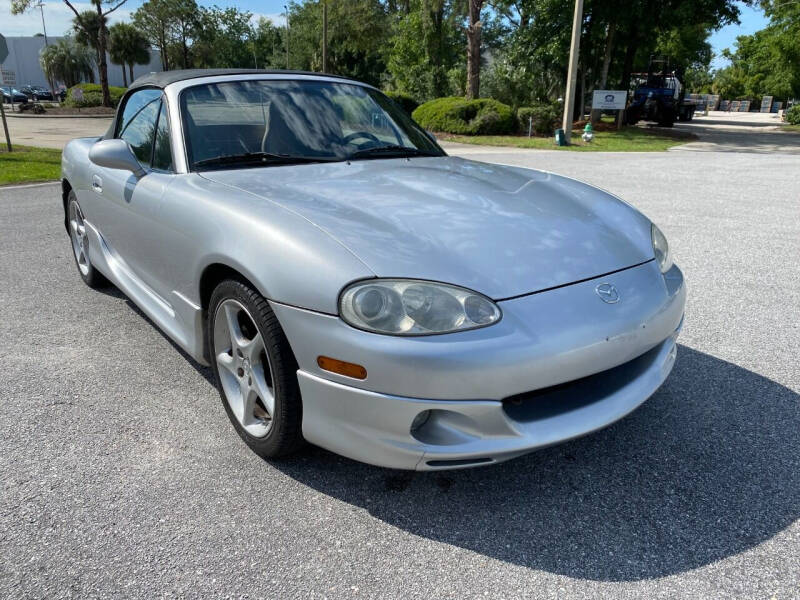 2003 Mazda MX-5 Miata for sale at Global Auto Exchange in Longwood FL