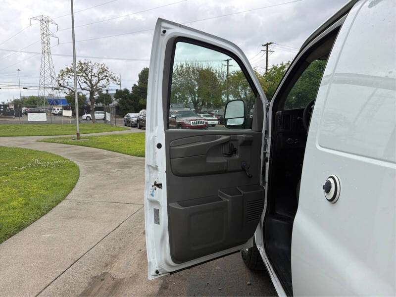 2013 Chevrolet Express 2500