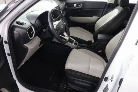 2023 Hyundai Venue SEL