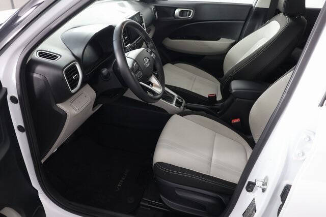 2023 Hyundai Venue SEL