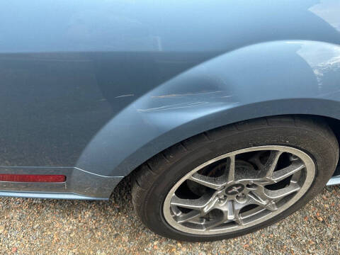 2005 Ford Mustang GT Premium