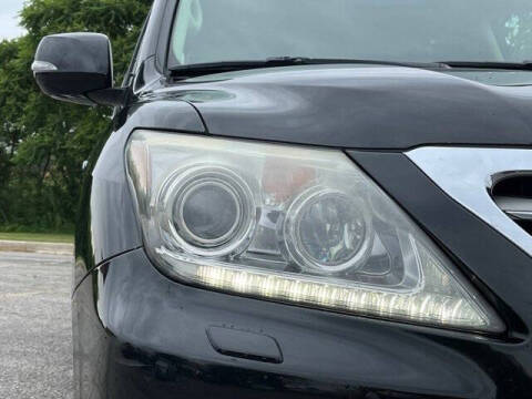 2013 Lexus LX 570
