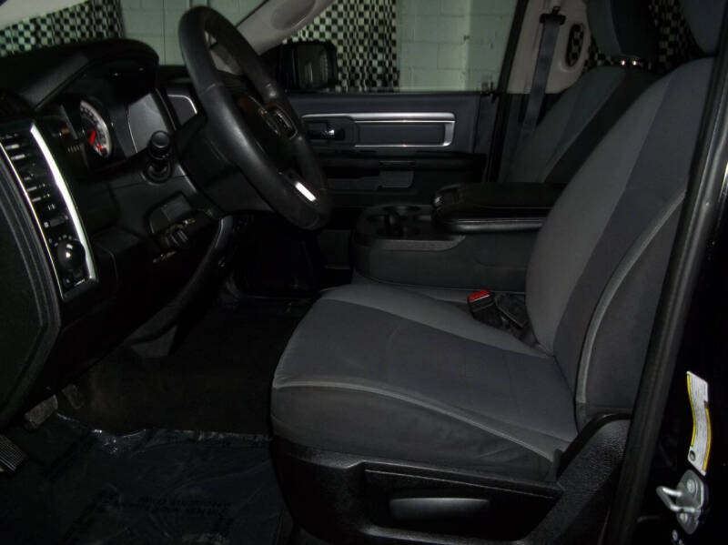 2021 RAM 1500 Classic SLT