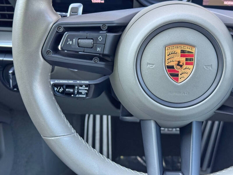 2022 Porsche 911 Targa 4 GTS