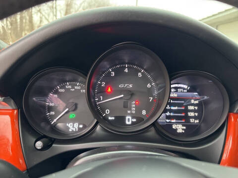 2025 Porsche Macan GTS