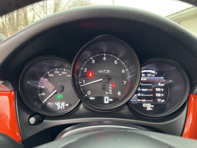 2025 Porsche Macan GTS