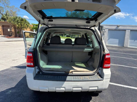 2009 Ford Escape XLS