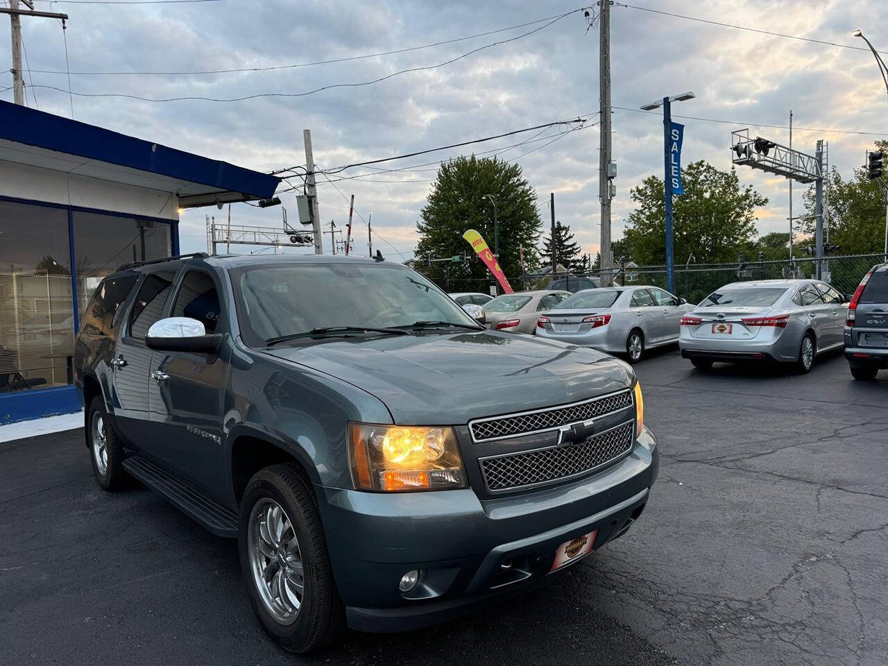 2008 Chevrolet Suburban for sale at Chicago Auto House in Chicago, IL