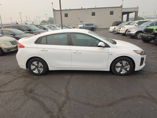 2019 Hyundai Ioniq Hybrid Blue