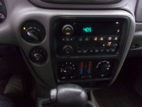 2004 Chevrolet TrailBlazer LS