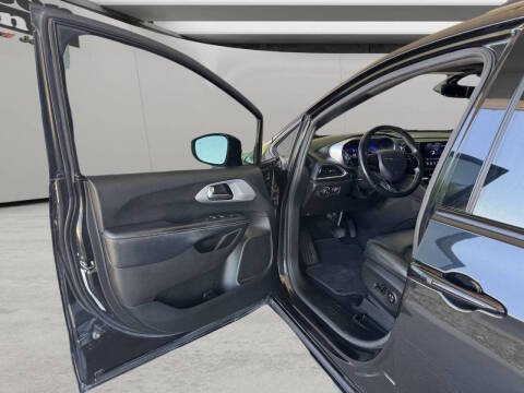 2019 Chrysler Pacifica Touring L Plus