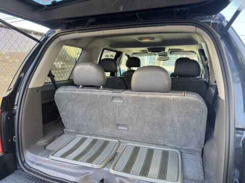 2003 Ford Explorer XLT