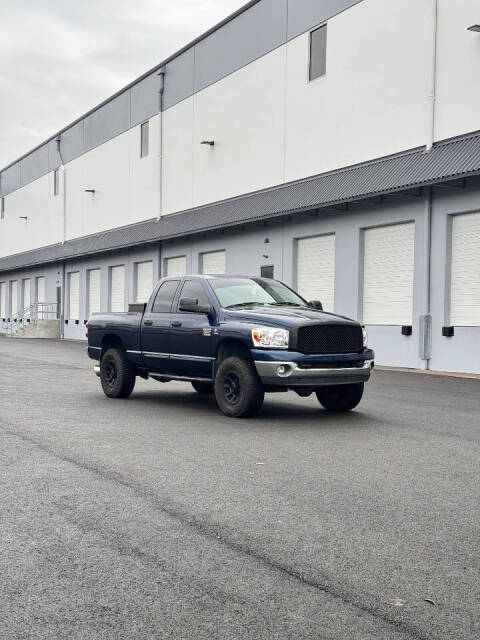 2007 Dodge Ram 2500 for sale at LV MOTORS in everett, WA