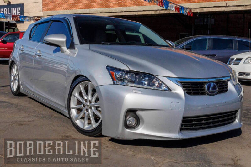 2012 Lexus CT 200h for sale at Borderline Classics & Auto Sales in Dinuba CA