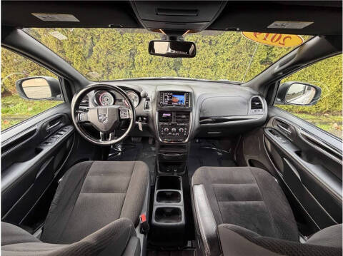 2019 Dodge Grand Caravan SE 35th Anniversary Edition