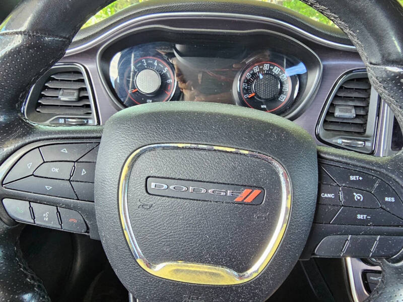 2018 Dodge Challenger SXT Plus