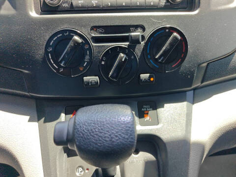 2018 Nissan NV200 SV