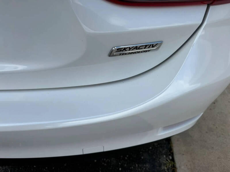 2015 Mazda MAZDA6 i Touring