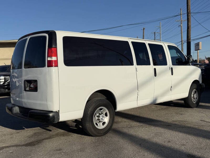 2019 Chevrolet Express LS 3500