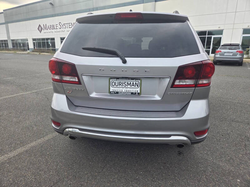 2018 Dodge Journey Crossroad