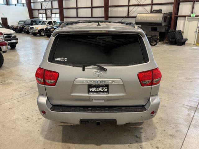 2016 Toyota Sequoia SR5