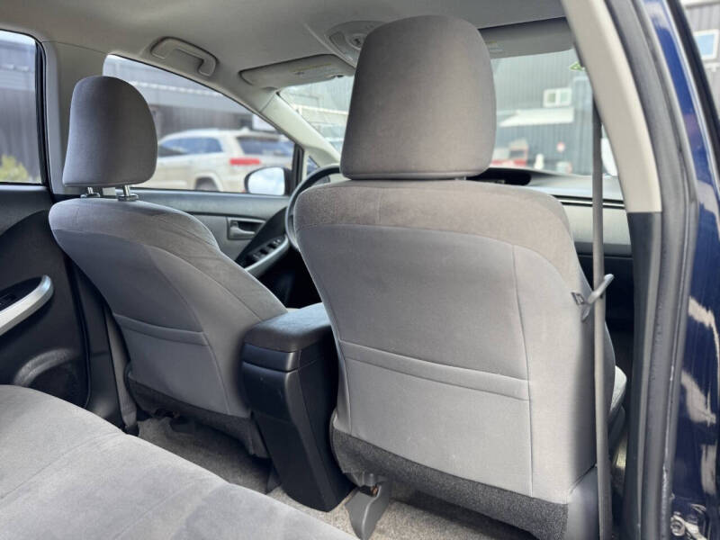 2014 Toyota Prius Two