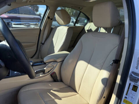 2016 BMW 3 Series 320i