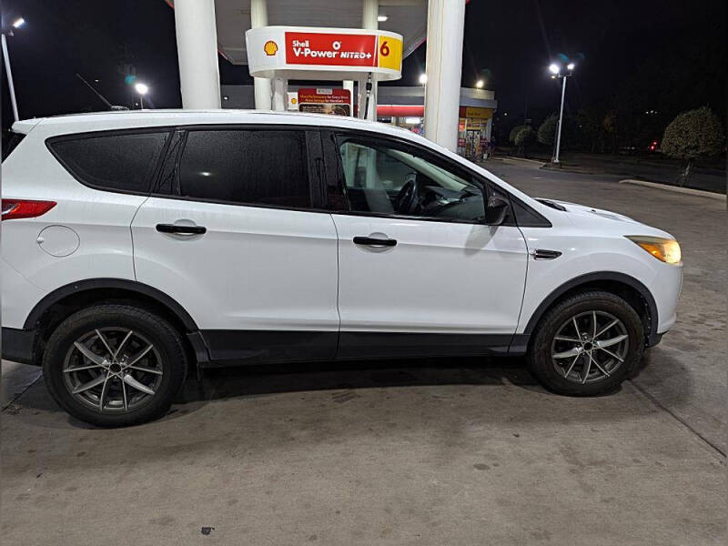 2014 Ford Escape S